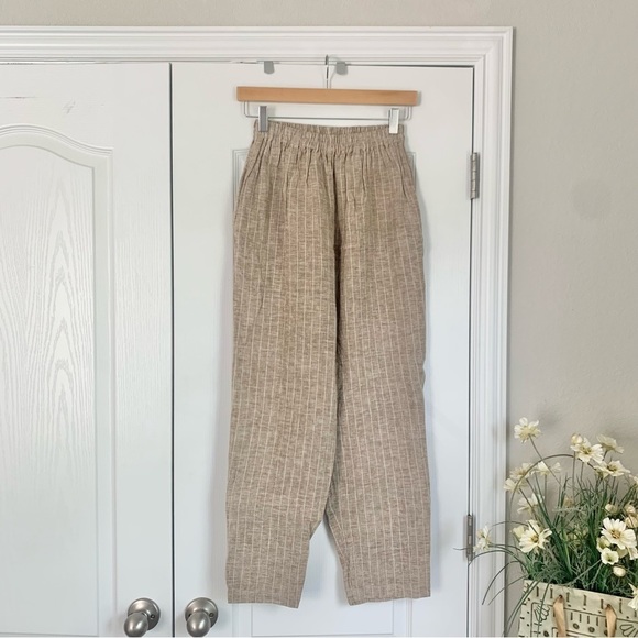 Gallego Desportes | Tapered Trouser in Natural Pinstripe - Linen Pants - Picture 2 of 10